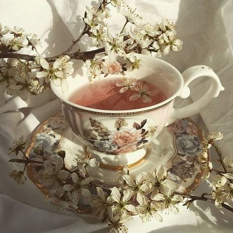 Aesthetic Tea, Tea Sets, Tea Set, I Hope, Tea, Tumblr, Flowers, Pink