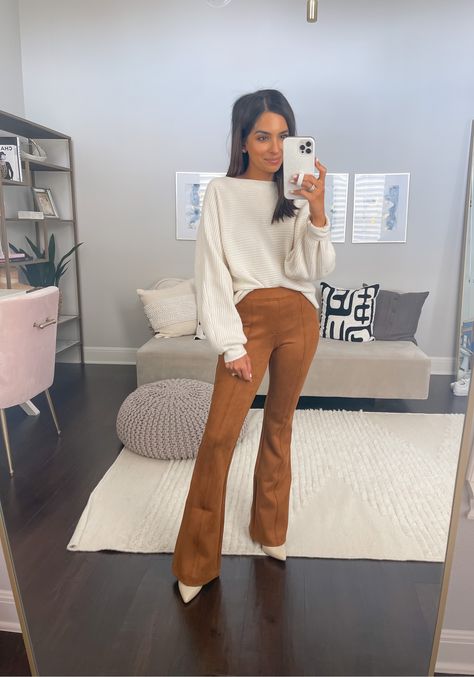 Flare Suede Pants Outfit, Golden Brown Pants Outfit, Pixie Flare Pants Outfit, Flair Pants Outfit Classy, Flare Pants Teacher Outfit, Tan Dress Pants Outfit Winter, Rust Flare Pants Outfit, Khaki Brown Pants Outfit, Brown Flare Leather Pants Outfit