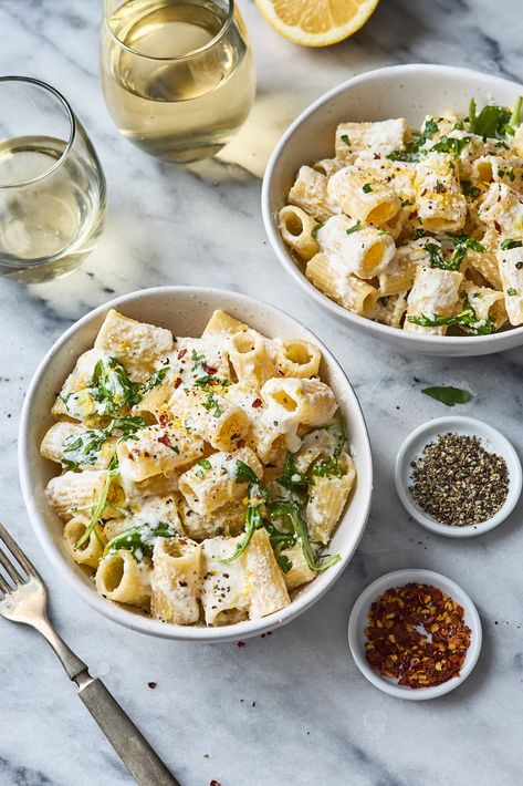 15 Min Vegetarian Meals, Lemon Ricotta Arugula Pasta, Pasta Lemon Ricotta, Lemon Basil Ricotta Pasta, Shrimp Ricotta Pasta, Lemon Pasta Aesthetic, Lemon Sage Pasta, Lemon Ricotta Pasta With Arugula, Ricotta Lemon Pasta