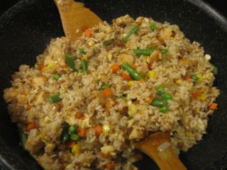 Korean Fried Rice Recipe, Authentic Fried Rice, Pepper Tofu Recipe, Korean Fried Rice, Salt Pepper Chicken, Pepper Tofu, Chinese Fried Rice, Korean Recipe, Philippine Islands