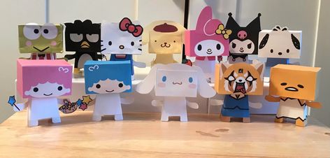 Sanrio 3d Paper Craft, Sanrio Paper Doll, Hello Kitty Papercraft, Sanrio Paper Craft, Sanrio Origami, Sanrio Papercraft, Papercraft Kawaii, Sanrio Paper, Sanrio Crafts