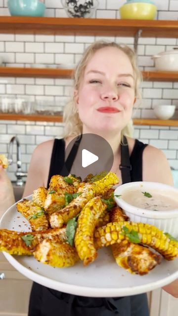 Sam Turnbull • vegan recipes 🌱 on Instagram: "🌽It’s CORN!!🌽 Quick to make and super tasty, The Best Corn Ribs recipe is the perfect crowd pleaser. It’s the funnest way to eat corn! (Yes, I said funnest, yes I know it isn’t a real word, but I like it ok)? 😉 Dip the seasoned corn ribs in my 5 ingredients chipotle crema (so easy to make) for a real treat. You can prep these ahead of time and serve them hot or cold. These are great as a snack, side dish, or appetizer.⁠ Inspired by Mexican street corn (elotes). ⁠ 🔗 Link to the recipe in my profile or find it on itdoesnttastelikechicken.com⁠ ⁠ 🤯 Get a FREE eCookbook of my top 30 fan-favorite, drool-worthy plant-based recipes! Head to https://itdoesnttastelikechicken.com/free-cookbook/ to grab your copy. 🥰⁠ ⁠ #itdoesnttastelikechicken #veg Corn Ribs Recipe, Corn Ribs, Seasoned Corn, Chipotle Crema, Ribs Recipe, Mexican Street Corn, Street Corn, Mexican Street, Did You Eat