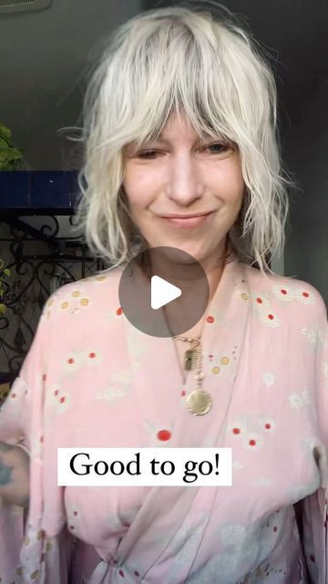 86K views · 4K likes | Jayne Matthews on Instagram: "I spend 5 minutes styling my shaggy bob and wash once a week. During the week I use hair pins to tie it into a little French twist when I'm working to get it out of my face. If I wake up in the morning and it's crazy I mist it with a little bit of water and add a bit more hair balm onto the damp ends. And I scrunch a little bit and go. I never wash my hair more than once a week. It never gets oily and it used to be super oily after two days whe. I used normal shampoo.  The purple booster makes my hair stay creamy blonde without getting brassy. I don't like ash much,  but I also don't like yellow. I'm pretty particular about my blonde color and this seems to work perfect. When I want a bit more volume I use some hair powder at my roots so Jane Edo Salon, French Bob Back View, How To Style A Shaggy Bob, Jayne Matthews Hair, Shaggy French Bob, French Bob Blonde, Blonde Shaggy Bob, Blonde French Bob, Bob Back View