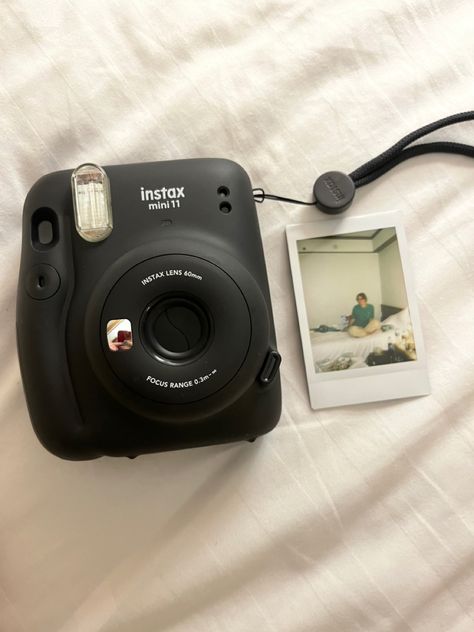 Aesthetic Apps Games, Instax Mini Camera, Dragon Kid, Fuji Instax, Instax Camera, Best Digital Camera, Cute Camera, Retro Gadgets, Creative Gifts For Boyfriend