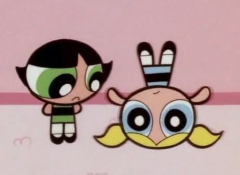 Blonde And Black Hair Duo, Bubbles And Buttercup, Super Nana, Powerpuff Girls Wallpaper, Girls Wallpaper, Powerpuff Girl, Power Puff Girls, The Powerpuff Girls, Cartoon Profile