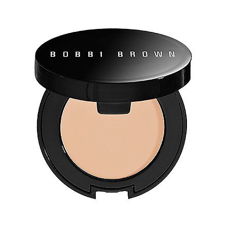 9 Easy Makeup Tricks to Look More Awake Best Color Corrector, Corrector For Dark Circles, Under Eye Corrector, Bobbi Brown Concealer, Bobbi Brown Corrector, Eye Corrector, Lip Care Diy, Mix & Match, Corrector Concealer