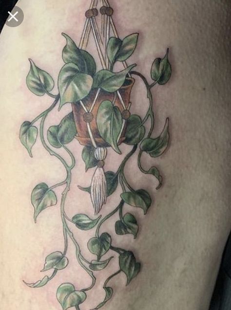 Pothos tattoo Plant Tatoos Leg, Pothos Leaf Tattoo, Simple Tattoos Floral, Pothos Tattoo Sleeve, Plant Inspired Tattoos, Book And Plant Tattoo, Vining Plant Tattoo, Pothos Tattoo Simple, Vine Plant Tattoo