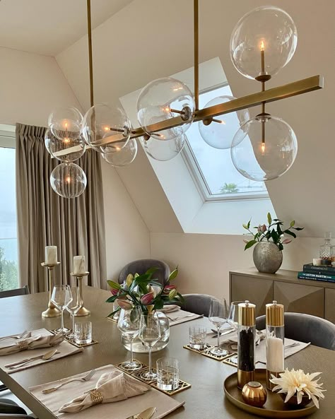 Globe Chandelier Dining Room, Dining Table Light Fixture, Dining Room Lighting Over Table, Dinning Room Light Fixture, Contemporary Dining Room Lighting, Dining Room Lighting Ideas, Dining Table Lights, Lights Over Dining Table, Room Light Fixtures