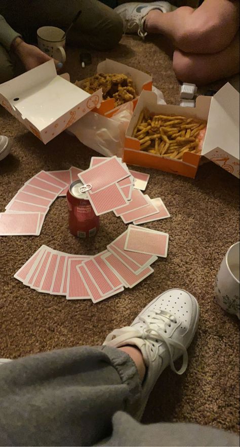 College Sleepover Aesthetic, Friends Aesthetic Hanging Out, Hang With Friends Aesthetic, Friend Hanging Out Aesthetic, Group Of Friends Dinner Aesthetic, Board Game With Friends Aesthetic, Aesthetic Hanging Out With Friends, Card Game Night Aesthetic, Hanging Out At Night Aesthetic