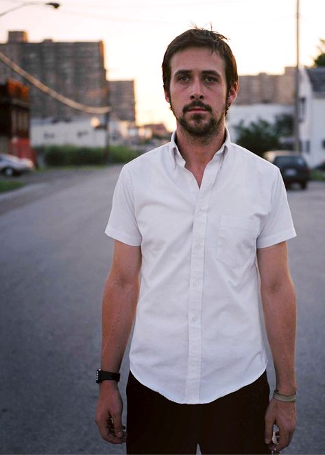 Ryan Gosling in Half Nelson (2006) Half Nelson, The Lovely Bones, Райан Гослинг, Ryan Gosling, Hey Girl, Film Stills, Actors & Actresses, Pretty People, Beautiful People