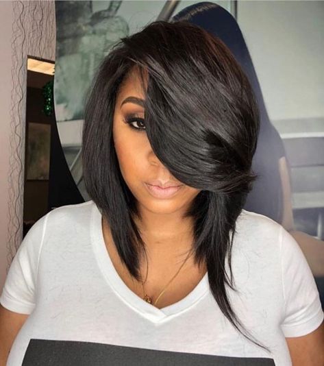 Chic Asymmetrical Comb Over Lob Black Bob Hairstyles, Bob Black, Easy Hairstyles For Medium Hair, Bob With Bangs, Black Hairstyles, Short Hair Styles Easy, Easy Hairstyles For Long Hair, Long Wigs, Haircuts With Bangs