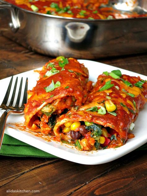 Cheesy Vegetable Enchiladas | alidaskitchen.com Chicken Veggie Enchiladas, Veggie Enchiladas Easy, Enchiladas Veggie, Vegan Veggie Enchiladas, Vegetable Enchiladas, Veggie Enchiladas, Wontons, Homemade Enchilada Sauce, Homemade Enchiladas