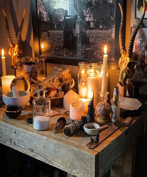 We are in love with calypso_firewitch's altar😍🖤 #witchy #witch #witchesofinstagram #witchcraft #witchyvibes #witchythings #pagan #witches #wicca #goth #magick #magic #halloween #gothic #crystals #tarot #witchlife #witchywoman #wiccan #occult Witch Altar Vanity, Witchcraft Altar Aesthetic, Pagan Bedroom, Wiccan Altar Ideas, Witch Altar Aesthetic, Halloween Altar, Altar Ideas Sacred Space, Pagan Alter, Apothecary Halloween