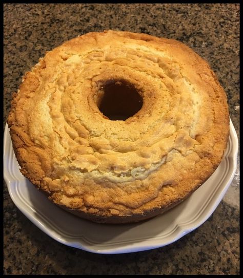 5 Flavor Pound Cake, Whipping Cream Pound Cake, Old Fashioned Pound Cake, Southern Pound Cake, Butter Pound Cake, Buttermilk Pound Cake, Cream Cheese Pound Cake, Whipping Cream, Pound Cake Recipes