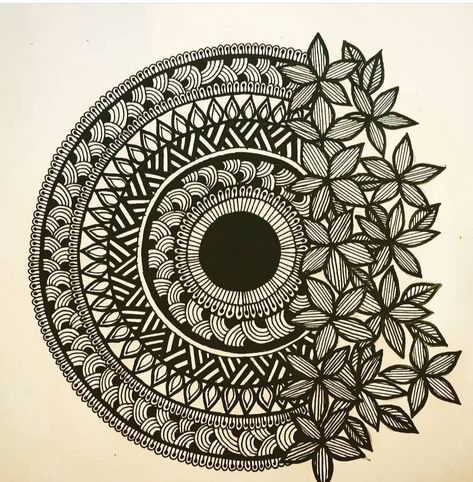 Circular mandala art with black pen Mandala Art In Circle Easy, Mandala Art Half Circle, Art With Black Pen, Half Circle Mandala, Circle Mandala Art, Drawing In Circle, Circular Mandala, Doodle Challenge, Zen Mode