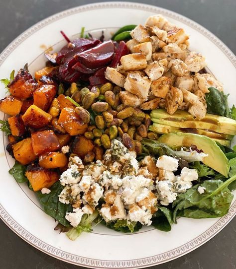 Chicken, Beet and Butternut Squash Salad with Honey Balsamic Vinaigrette La Scala Salad, Scala Salad, Squash Grilled, Heaven In A Bowl, Chicken Squash, Honey Balsamic Vinaigrette, Best Salads Ever, Butternut Squash Salad, Chicken And Butternut Squash