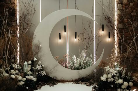 Celestial Backdrop, Celestial Inspiration, Celestial Wedding Theme, Moon Wedding, Celestial Wedding, Event Table, Reception Design, Winter Wedding Inspiration, Event Lighting