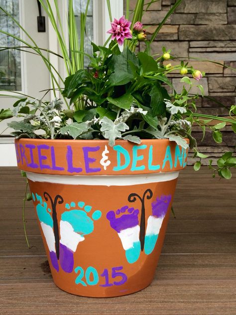 Butterfly footprint flower pot Easy Pot Painting Ideas, Easy Pot Painting, Best Potted Flowers, Butterfly Footprints, Mothers Day Flower Pot, Making A Flower, Pot Painting Ideas, Painted Pot, Mother's Day Activities