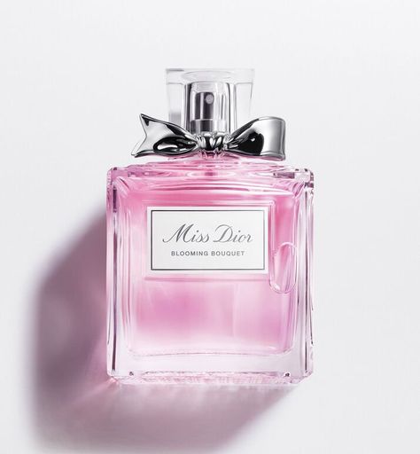 Miss Dior Blooming Bouquet: charming Eau de Toilette | DIOR Miss Dior Absolutely Blooming, Dior Absolutely Blooming, Absolutely Blooming, Perfume Dior, Dior Parfum, Perfume Versace, Dior Fragrance, Blooming Bouquet, Miss Dior Blooming Bouquet