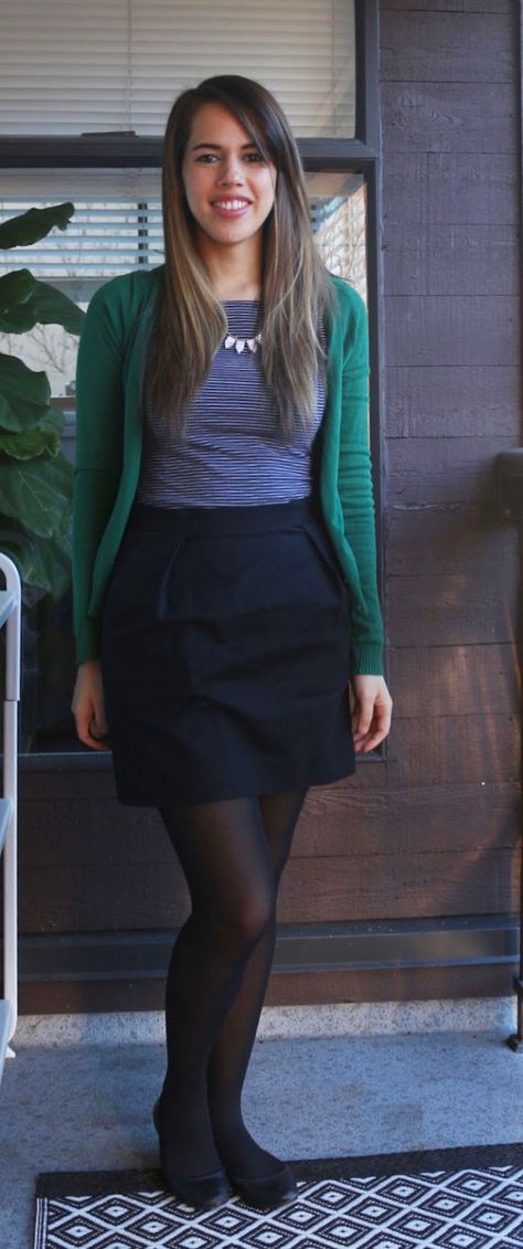 Jules in Flats March 2016 Outfits Pantyhose Outfit Winter, 2016 Outfits, Net Tights, Look Office, Teaching Outfits, Outfits 2016, Flats Outfit, Trendy Skirts, Fashion Tights