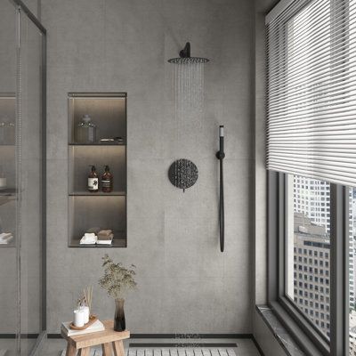 Shower Niche On Same Wall As Shower Head, Shower Niche Decor, Shower Niche On Shower Head Wall, Master Shower Ideas With Bench, Cement Shower Walls, Shower Wall Niche Ideas, Open Shower Ideas Walk In, Vertical Shower Niche, Concrete Shower Walls