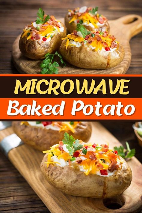 When you're short on time, try this microwave baked potato for a tasty side! In just a few minutes, you'll have a perfect, fluffy potato, ready to dress with all your favorite fixings. Microwave Baked Potato, Baked Potato Microwave, Baked Potato Toppings, Easy Baked Potato, Best Baked Potato, Microwave Dishes, Microwave Baking, Making Baked Potatoes, Potatoes In Microwave