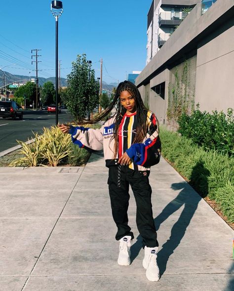 Riele Downs Outfits, Riele Downs, Navia Robinson, Lizzy Greene, Jace Norman, Henry Danger, Streetwear Girl, Mode Zara, Young Celebrities