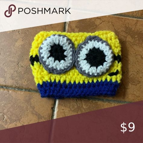 Crocheted minion cup cozy Minion Cup, Minion Cups, Hobby Lobby Fall, Mug Cover, Crochet Mug, Crochet Mug Cozy, Minion Crochet, Cup Cozies, Cozy Cover