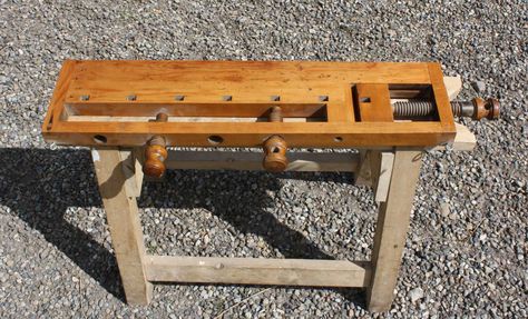 Small Workbench, Wood Workbench, Build Your Own Garage, Portable Workbench, Building A Workbench, Work Benches, Tool Bench, Woodworking Bench Plans, Diy Shop