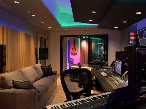 Music Studio Design, Home Recording Studio Setup, Recording Studio Setup, Ear Monitors, Home Music Rooms, Music Recording Studio, Music Studios, Japanese Home Design, Recording Studio Design