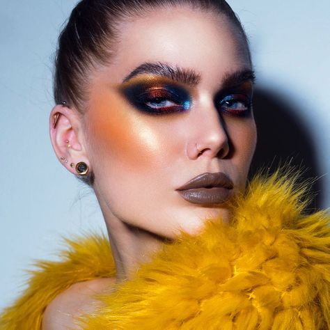 Probably one of my favourite looks in a long time! #lindahallberg #fotd #makeup Editorial Make-up, Fashion Editorial Makeup, Fantasy Make-up, Drag Make-up, High Fashion Makeup, Beauty Makeup Photography, Bright Makeup, Beauty Make-up, Stunning Makeup