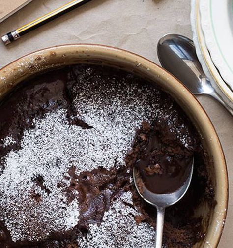 Microwave Self Saucing Pudding, Choc Self Saucing Pudding, Microwave Pudding, Microwave Chocolate Pudding, Self Saucing Chocolate Pudding, Self Saucing Pudding, Microwave Baking, Easy Puddings, Microwave Cooking