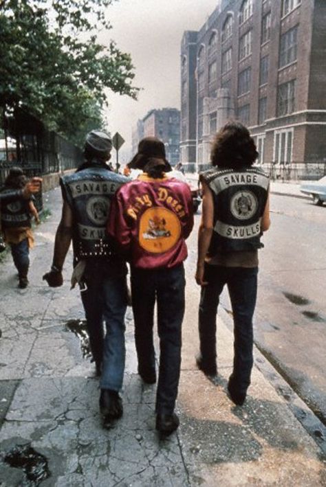 1970's NYC street gangs. | Bikers , Bikers Vests, Bomber Jackets ... Jamel Shabazz, Cultura Hip Hop, Gangs Of New York, Nyc Street, I'm With The Band, Vintage New York, Mode Vintage, Look At You, Ride On