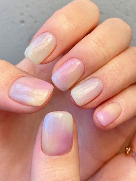 Pastel Nails Korean, Korean Nail Art Spring, Spring Nails Korean, Cute Spring Nails Simple, Korean Spring Nails, Spring Pastel Nails, Cute Korean Nails, Nail Designs Colors, Bleached Eyebrows