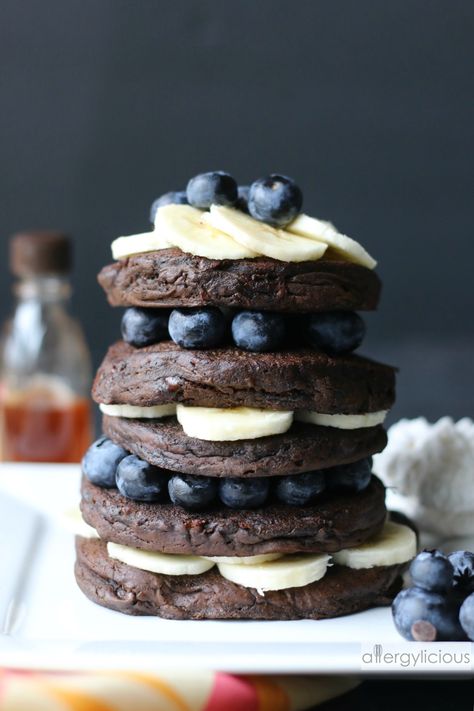 Chocolate Breakfast Recipes, Double Chocolate Pancakes, Best Vegan Pancakes, Quick Vegan Breakfast, Gf Breakfast, Vegan Breakfast Easy, Chocolate Pancakes, Chocolate Chip Pancakes, Vegan Pancakes