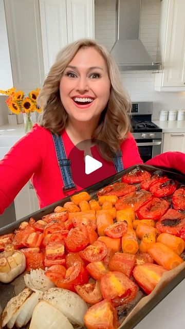 Jennifer Valentyne on Instagram: "Roasted Red Pepper Soup 3-4 peppers  6 Roma tomatoes 🍅  4 carrots 🥕  1/2 yellow onion 🧅  Garlic 🧄  olive oil  salt and pepper  If you like it spicy Chilli flakes 🌶️  In the oven at 425° 40 minutes 2 cups of vegetable broth  And blend Let me know if you try it!  #soupseason #easyrecipes #dinnerideas" Artie Shaw, Roasted Vegetable Soup, Food Reels, Spicy Chilli, Mosquito Plants, Fruit Soup, Roasted Red Pepper Soup, Facebook Recipes, Soups Stews Chilis