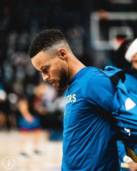 Steph Curry Haircut, Stephen Curry Hair, Stephen Curry Haircut, Curry Hair, Jordan Wallpapers, Boys Fade Haircut, Stephen Curry Wallpaper, Curry Pictures, Curry Wallpaper