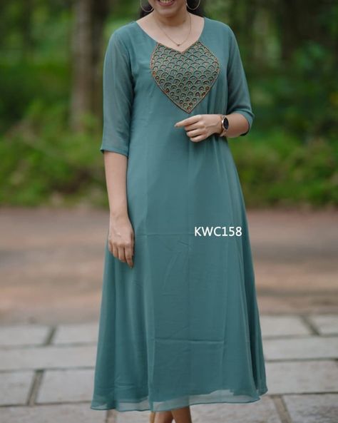 Kurthi-fashq Churidar Models, A Line Kurti Designs, A Line Kurti, Banarsi Saree, Designer Kurti Patterns, Kurti Patterns, Indian Gowns Dresses, Designer Kurtis, Designer Kurti