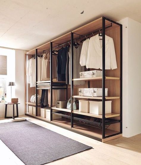 13 Ideas Para Darle un segundo aire a tu armario ¡Hazlo tu misma! - Ideas Consejos Amazing Closets, Walk In Closet Design, Closet Design Layout, Open Closet, Diy Wardrobe, Closet Layout, Wardrobe Room, Closet Decor, Bedroom Closet Design