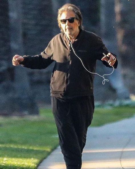 Legends Inc. on Instagram: “Al Pacino dancing down the street while listening to some music that makes him vibe. 🎧📱 Sunday mood” Al Pacino, Weekend Plans, Music Aesthetic, The Godfather, Listening To Music, Just In Case, Documentaries, Cool Pictures, Dancing