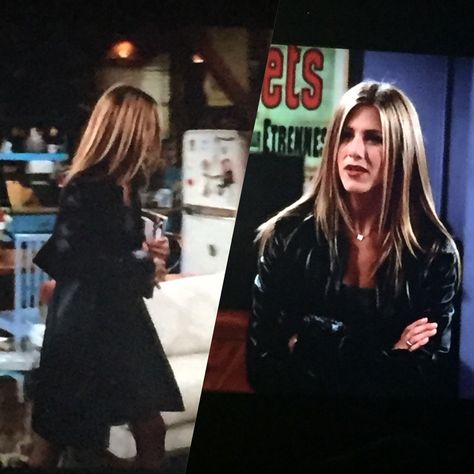 Rachel Green Leather Coat Rachel Green Trench Coat, Rachel Green Leather Coat, Rachel Green Coat, Green Coat Outfit, Rachel Green Style, Rachel Green Outfits, Friends Outfits, Green Trench Coat, Coat Outfit