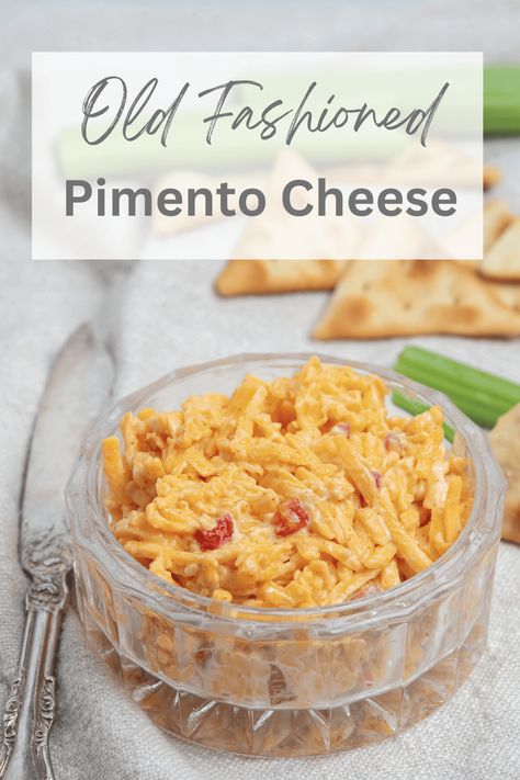 Here is the classic southern pimento cheese recipe you've been looking for. It's simple and without any fancy added ingredients. This is just plain old fashioned pimento cheese. Old Fashioned Pimento Cheese Recipe, Homemade Pimento Cheese Recipe, Dips Sweet, Pimento Cheese Recipe, Homemade Pimento Cheese, Pimento Cheese Recipes, Cheese Appetizer, Sandwich Fillings, Easy Appetizers