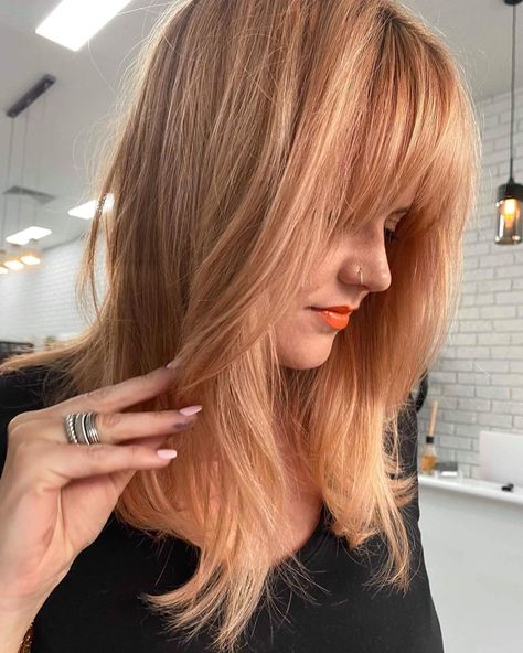 Unique Ginger Hair Color, Strawberry Peach Blonde Hair, Apricot Crush Hair Color, Peachy Blonde Hair Balayage, Ashy Blonde Copper Hair, Brown Hair Peach Highlights, Peachy Rose Hair, Apricot Hair Color Copper, Peach Copper Hair Color