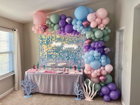 Event Décor Q&A Community Ocean Theme Party Decorations, Mexican Fiesta Party Decorations, Ocean Theme Decorations, Mermaid Balloons, Ocean Theme Party, Fiesta Party Decorations, Pastel Balloons, Garland Arch, Under The Sea Party