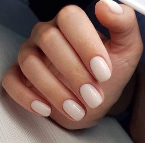 Hunting Nails, Neutral Nails Acrylic, Natural Gel Nails, Natural Nail Designs, Braut Make-up, Wedding Hair Makeup, Neutral Nails, Nail It, Nails Inspo