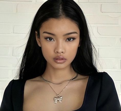 Flat Face Makeup, Wasian Female, Ulzzang Makeup Natural, East Asian Face Claim, Asian Female Face Claims, Blasian Face Claim, Southeast Asian Makeup, Poc Face Claims Female, Dark Skin Asian