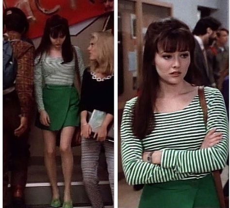 Brenda Walsh  Beverly Hills 90210 Brenda Beverly Hills 90210 Outfits, Brenda Beverly Hills 90210, Brenda Walsh Style, 90210 Fashion 90s, Beverly Hills 90210 Outfits, Brenda Walsh Outfits, Beverly Hills 90210 Brenda, 90210 Brenda, 90s Movies Fashion