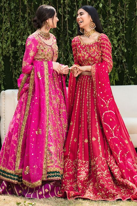 Shadi Dresses For Women, Punjabi Lehnga Designs, Pakistani Lehengas, Pink Traditional Dress, Ansab Jahangir, Bridal Suits Punjabi, Pakistani Lehenga, Shadi Dresses, Pakistani Formal Dresses