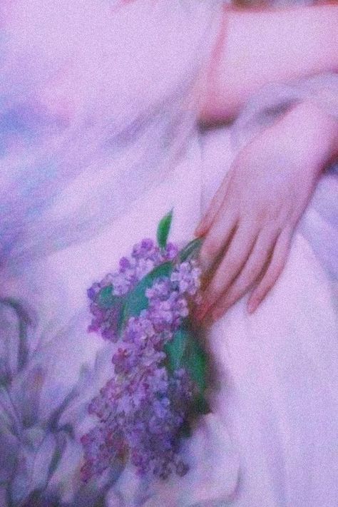 Romantic Purple Aesthetic, Lilac Art Aesthetic, Purple Romantic Aesthetic, Lavender Art Aesthetic, Lilac Aesthetic Painting, Lavender Aesthetic Painting, Purple Medieval Aesthetic, Purple Painting Aesthetic, Purple Art Aesthetic Painting