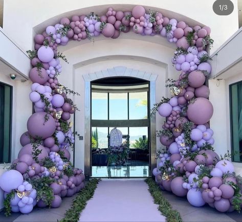 Purple Balloon Arch With Flowers, Enchanted Balloon Garland, Floral Balloon Garland, Lavender Balloons, Lilac Balloons, Butterfly Birthday Party, Purple Balloons, Birthday Party Theme Decorations, Green Balloon